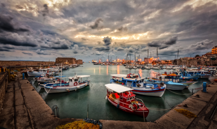 5 Reasons To Hire a Fishing Charter: Your Best Bet for Catching Big Fish